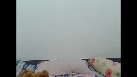 Snapshot of hottest0916 chatting on 03-01-26, 12:18 hottest0916 online show from 03-01-26, 12:18