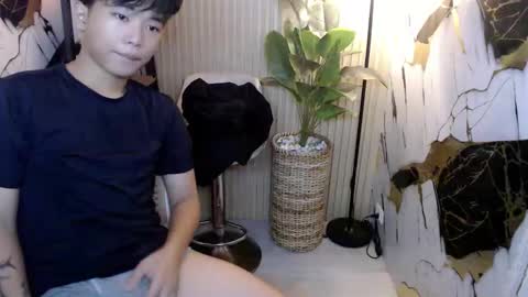 hottestloues online show from 06-08-26, 12:58