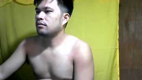 Snapshot of hottestpinoy2323 chatting on 06-11-26, 12:32 HottestPinoy32 online show from 06-11-26, 12:32