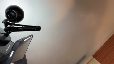 hottie_carlinexx online show from 07-23-26, 04:21