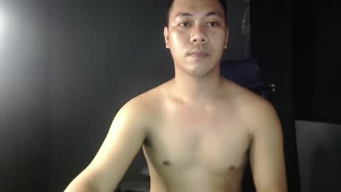 hottie_kyle69 online show from 05-20-26, 10:43