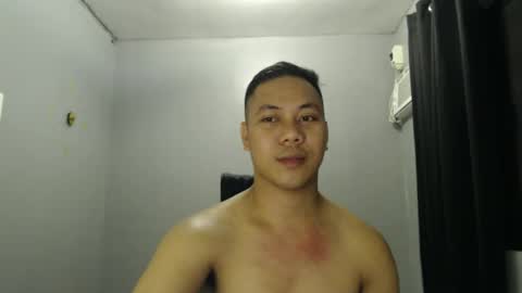 hottie_kyle69 online show from 05-30-26, 07:22