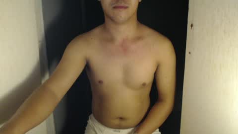 hottie_kyle69 online show from 06-11-26, 09:13