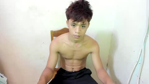 Snapshot of hottie_migs chatting on 07-08-26, 10:20 hottie_migs online show from 07-08-26, 10:20
