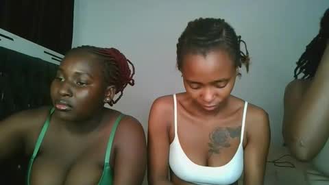 Snapshot of hottie_mistie chatting on 04-19-26, 09:06 hottie_mistie online show from 04-19-26, 09:06