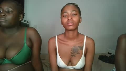Snapshot of hottie_mistie chatting on 04-22-26, 02:58 hottie_mistie online show from 04-22-26, 02:58