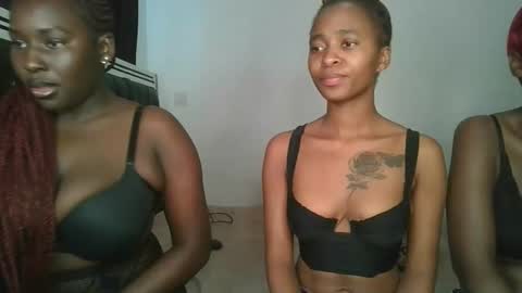 Snapshot of hottie_mistie chatting on 04-27-26, 08:34 hottie_mistie online show from 04-27-26, 08:34