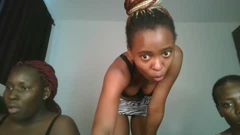 Snapshot of hottie_mistie chatting on 05-18-26, 07:14 hottie_mistie online show from 05-18-26, 07:14