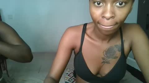 Snapshot of hottie_mistie chatting on 05-25-26, 07:47 hottie_mistie online show from 05-25-26, 07:47