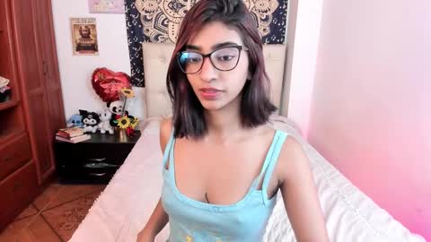 Snapshot of hottie_veronica chatting on 10-08-25, 11:02 Veronica independent model online show from 10-08-25, 11:02