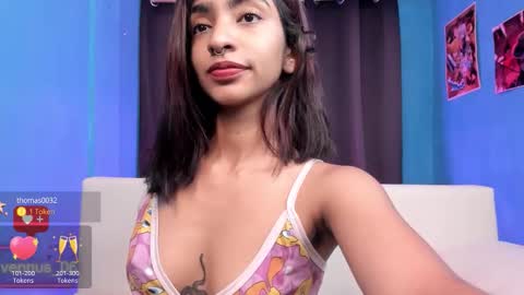 Snapshot of hottie_veronica chatting on 02-11-26, 11:21 Veronica independent model online show from 02-11-26, 11:21