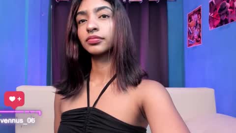 Snapshot of hottie_veronica chatting on 03-08-26, 10:46 Veronica independent model online show from 03-08-26, 10:46