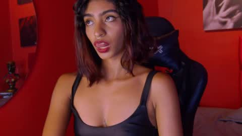 Veronica independent model online show from 05-01-26, 08:46
