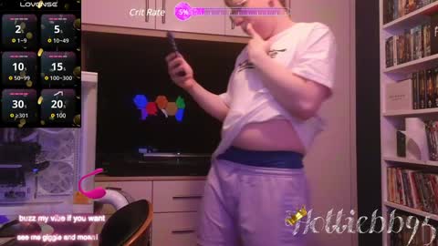 Snapshot of hottiebb95 chatting on 02-04-25, 02:07 Roberts stones online show from 02-04-25, 02:07