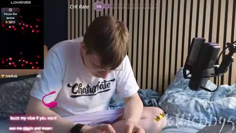 Snapshot of hottiebb95 chatting on 02-27-25, 03:37 Roberts stones online show from 02-27-25, 03:37