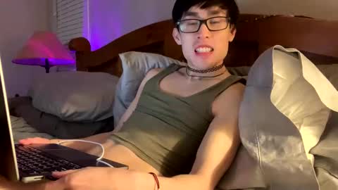 hottiewithabody101 online show from 04-01-26, 01:06