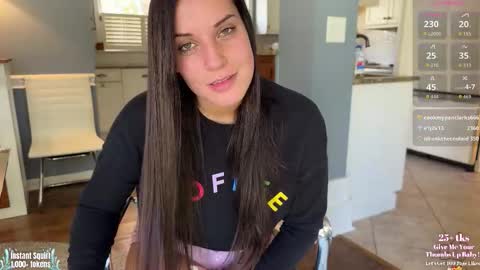 Snapshot of hottmay chatting on 11-04-25, 06:51 --- Dana May online show from 11-04-25, 06:51