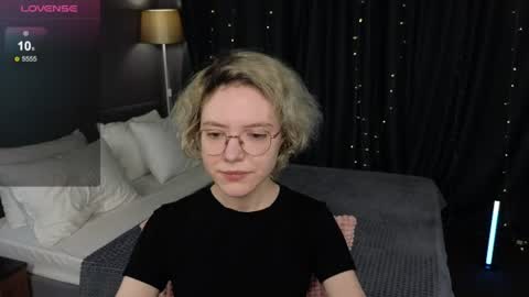 Kori online show from 07-18-26, 05:44