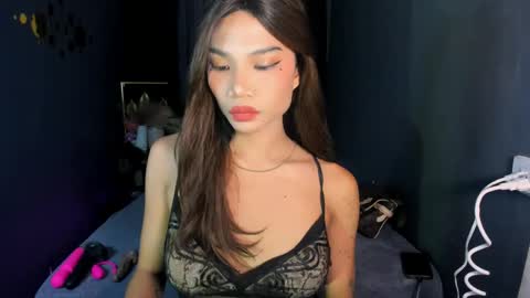 Snapshot of hotty_jane chatting on 05-22-26, 03:28 Hi i am Jane half vietnamese and half pinay and would like to meet good person here XOXO online show from 05-22-26, 03:28