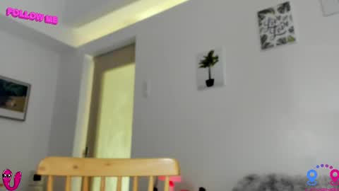 crishinahotty online show from 03-02-25, 05:12