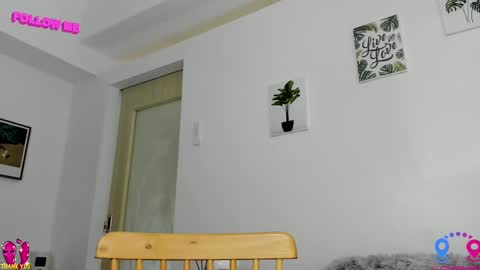 crishinahotty online show from 03-10-25, 05:22