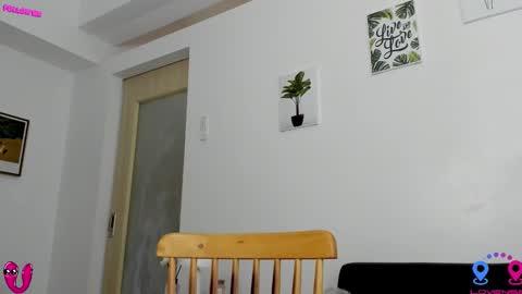 crishinahotty online show from 09-24-25, 02:15