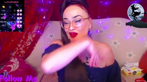 Snapshot of hotzlata chatting on 12-17-24, 08:10 Hotzlata online show from 12-17-24, 08:10
