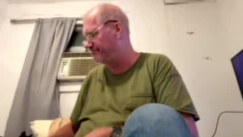 houseflipper online show from 07-20-26, 02:15