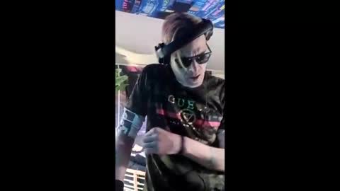 SeanPatrick online show from 04-26-26, 10:40