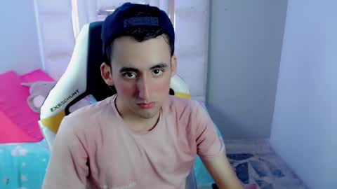 Snapshot of houston_bby_ chatting on 03-08-26, 08:34 HOUSTON online show from 03-08-26, 08:34