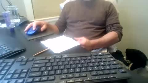 Snapshot of hoverday chatting on 06-01-26, 04:47 hoverday online show from 06-01-26, 04:47