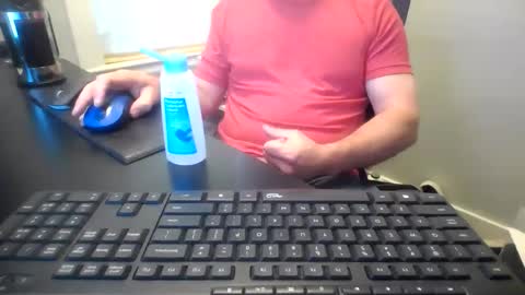 Snapshot of hoverday chatting on 06-08-26, 11:54 hoverday online show from 06-08-26, 11:54