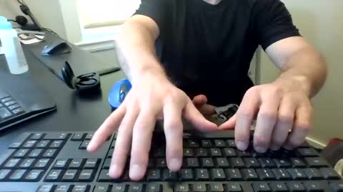 hoverday online show from 07-05-26, 02:46