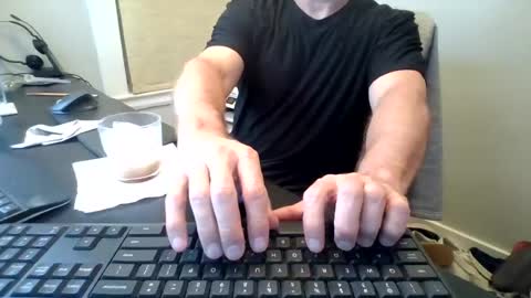 hoverday online show from 07-06-26, 03:25