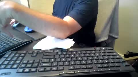 hoverday online show from 07-31-26, 02:44