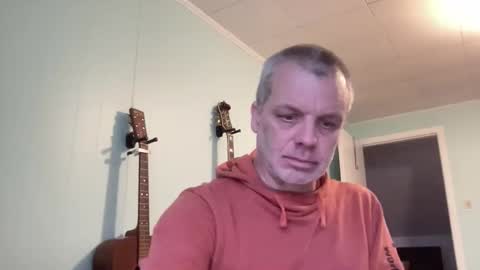 Snapshot of howlingatnothing chatting on 03-31-26, 09:59 howlingatnothing online show from 03-31-26, 09:59