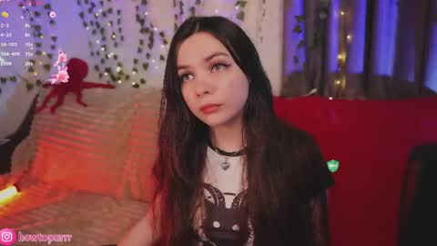 Mia online show from 05-20-26, 06:47