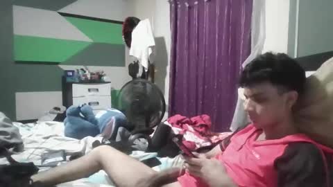 Snapshot of hsanchez6340 chatting on 05-23-26, 08:40 hsanchez6340 online show from 05-23-26, 08:40