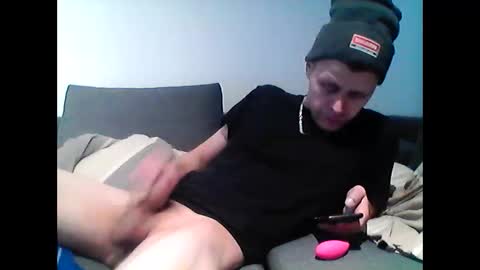 Snapshot of hubikush22 chatting on 01-03-25, 02:30 hubikush22 online show from 01-03-25, 02:30