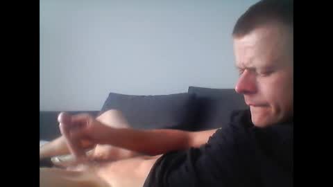 Snapshot of hubikush22 chatting on 10-22-25, 02:50 hubikush22 online show from 10-22-25, 02:50