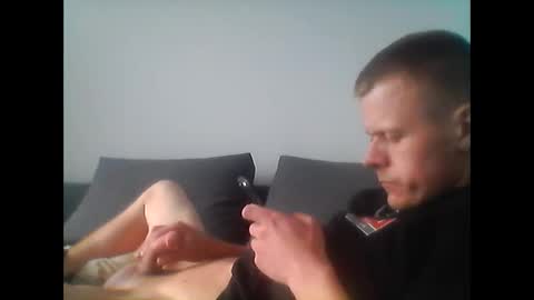 Snapshot of hubikush22 chatting on 11-24-25, 02:39 hubikush22 online show from 11-24-25, 02:39