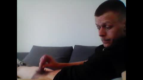 Snapshot of hubikush22 chatting on 02-15-26, 09:41 hubikush22 online show from 02-15-26, 09:41