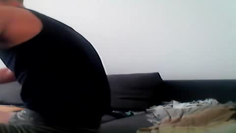 hubikush22 online show from 07-25-26, 01:52