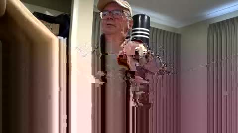 Snapshot of huge_dick_head chatting on 11-17-25, 04:07 Imre Icalanise online show from 11-17-25, 04:07