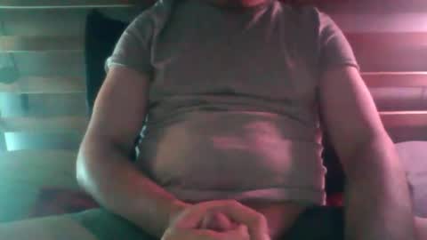 Snapshot of huge_guy_87 chatting on 06-02-26, 10:12 huge_guy_87 online show from 06-02-26, 10:12