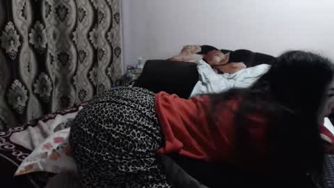 hugeassdevil online show from 04-27-26, 06:00