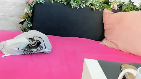 Erin online show from 02-20-25, 08:06