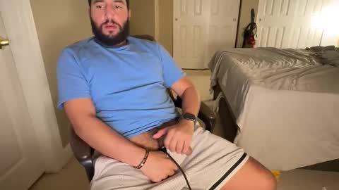 Snapshot of hugedicktop chatting on 11-11-25, 04:45 Big Dick Top online show from 11-11-25, 04:45