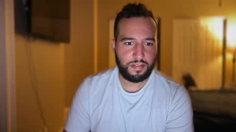 Snapshot of hugedicktop chatting on 04-04-26, 02:54 Big Dick Top online show from 04-04-26, 02:54