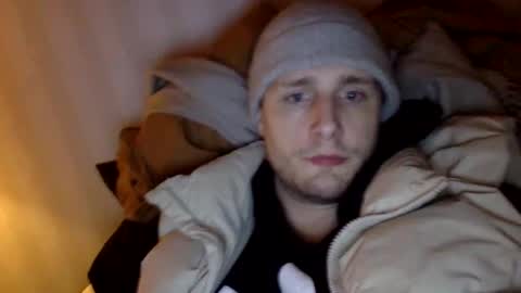 Snapshot of hugeswedishviking chatting on 01-28-25, 05:24 hugeswedishviking online show from 01-28-25, 05:24